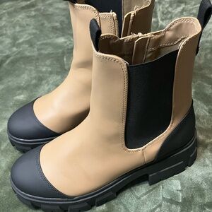 a new day Tan and Black Winter Boots